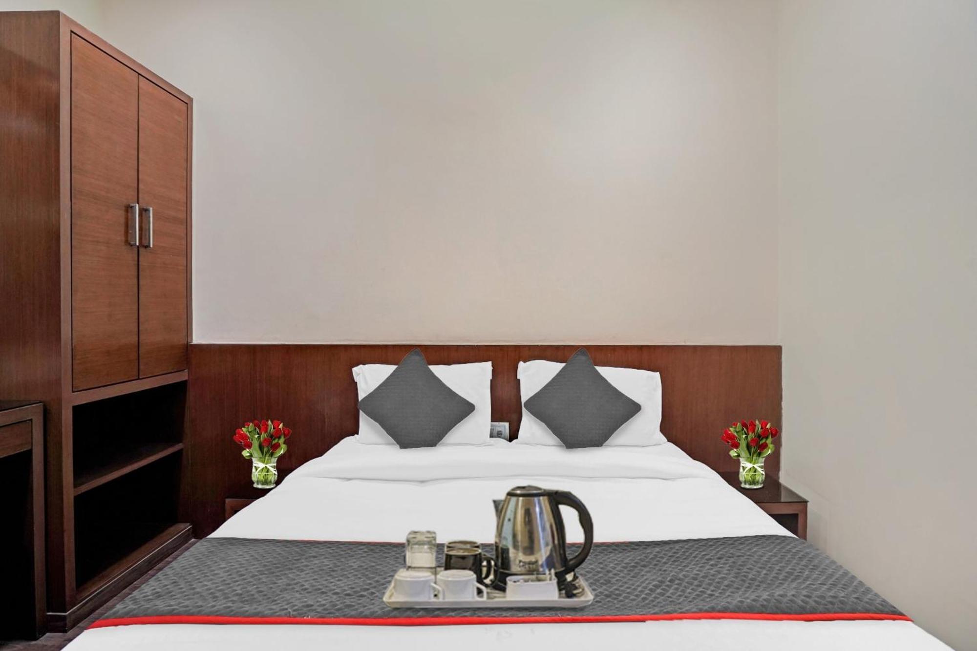 Hotel O Royal Regency ガーズィヤーバード エクステリア 写真